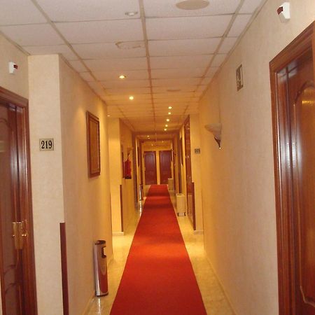 Roma Aurea Hotel Talavera de la Reina Bagian luar foto